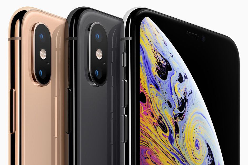 Apple-iPhone-XS-XS-Max-XR-size-comparison-vs-iPhone-8-8-Plus-Galaxy-S9-S9-Note-9-OnePlus-6.jpg
